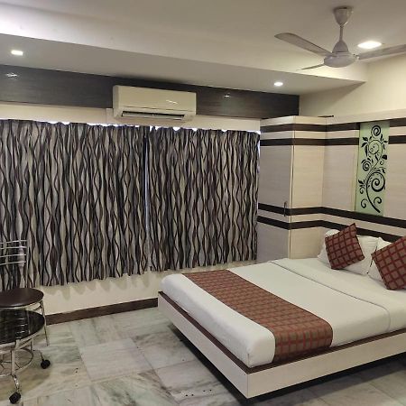 Hotel Oc Residency Mumbai Exterior photo