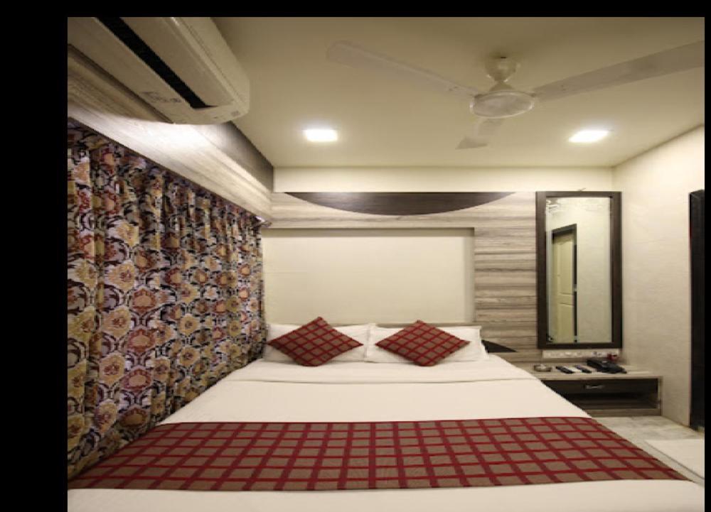 Hotel Oc Residency Mumbai Exterior photo