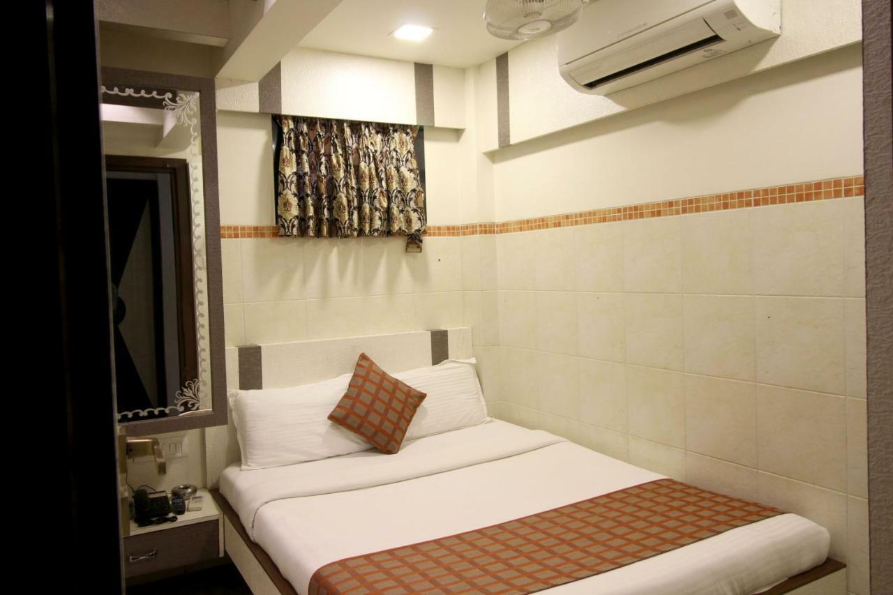Hotel Oc Residency Mumbai Exterior photo