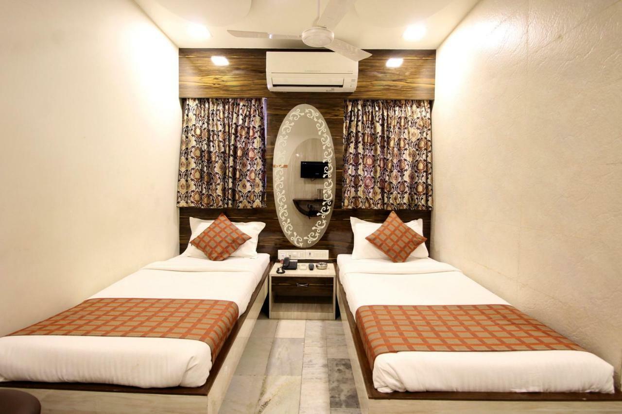 Hotel Oc Residency Mumbai Exterior photo